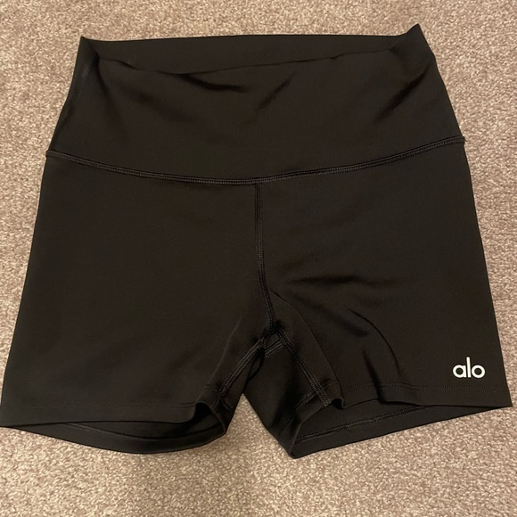 ALO Yoga Pants - ALO Yoga Women's Black Bike Shorts